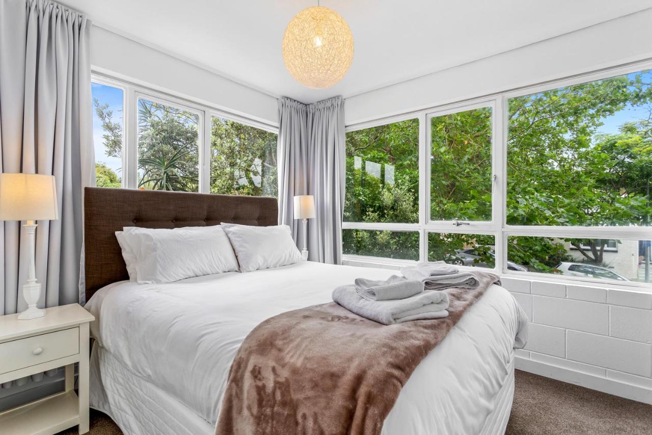 One Bedroom Apartment, Heart Of Newmarket أوكلاند المظهر الخارجي الصورة