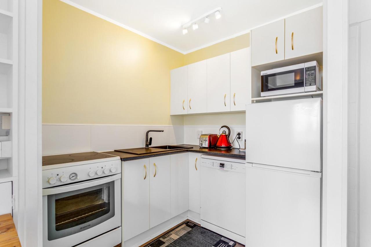 One Bedroom Apartment, Heart Of Newmarket أوكلاند المظهر الخارجي الصورة